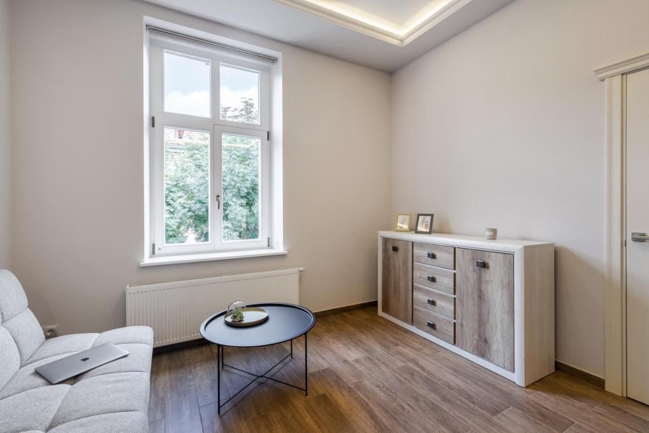 Inshiapartments On Kovzhuna Str Lviv Luaran gambar