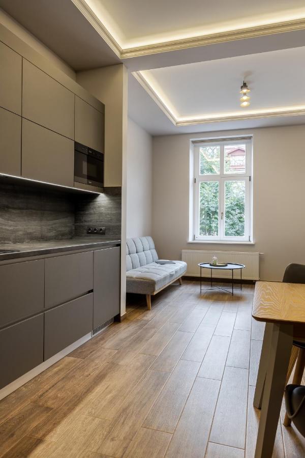Inshiapartments On Kovzhuna Str Lviv Luaran gambar